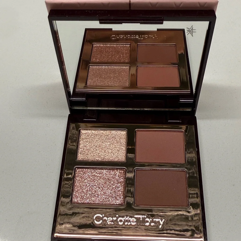 Charlotte Tilbury Luxury Palette – Pillow Talk Dreams Eyeshadow Quad